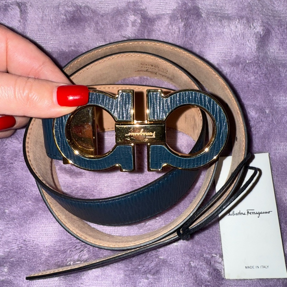 Salvatore Ferragamo MENS Navy Leather Belt with Gold Buckle